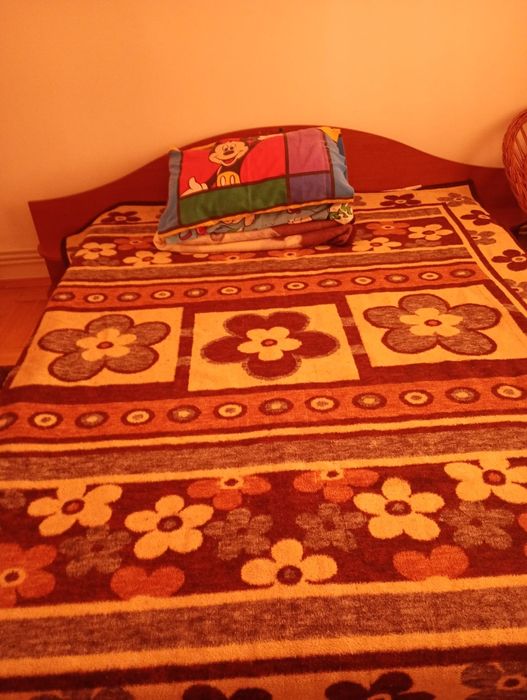Închiriez apartament