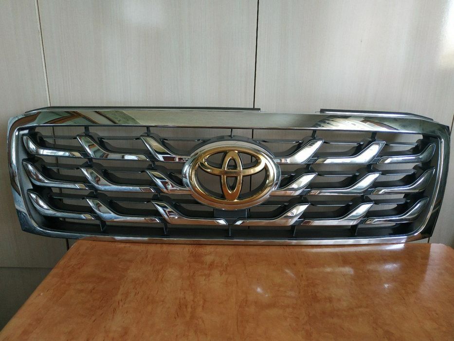 Tayota land cruiser облицовка туманки