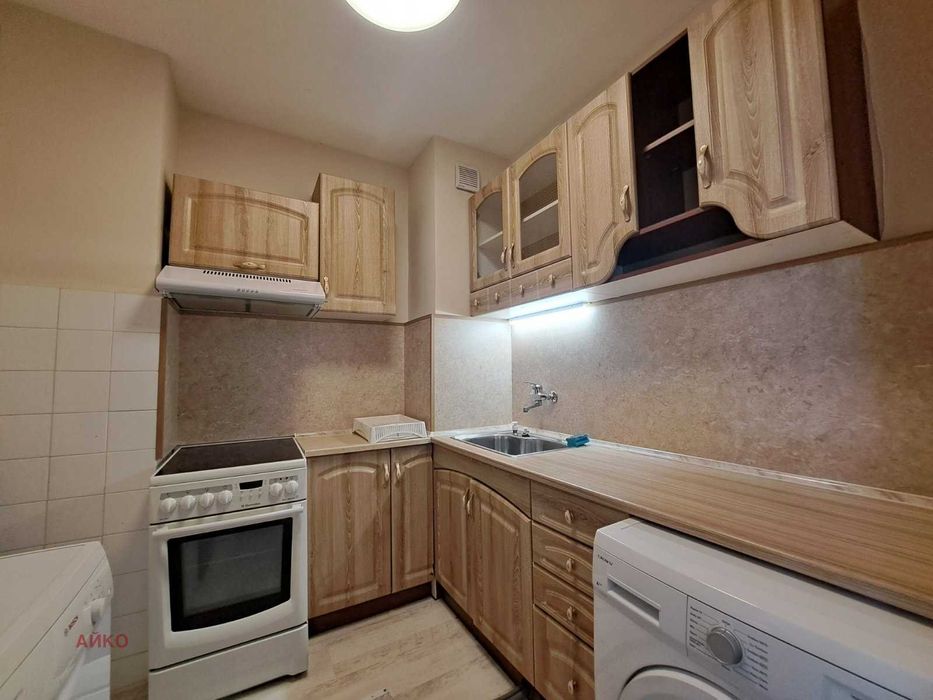 Дава се под наем Двустаен апартамент в София, Красно село - 57 кв.м за 484.5 € - Снимка #1