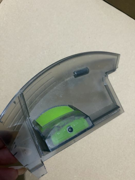 iRobot Roomba i7+ cu stație automata de golire
