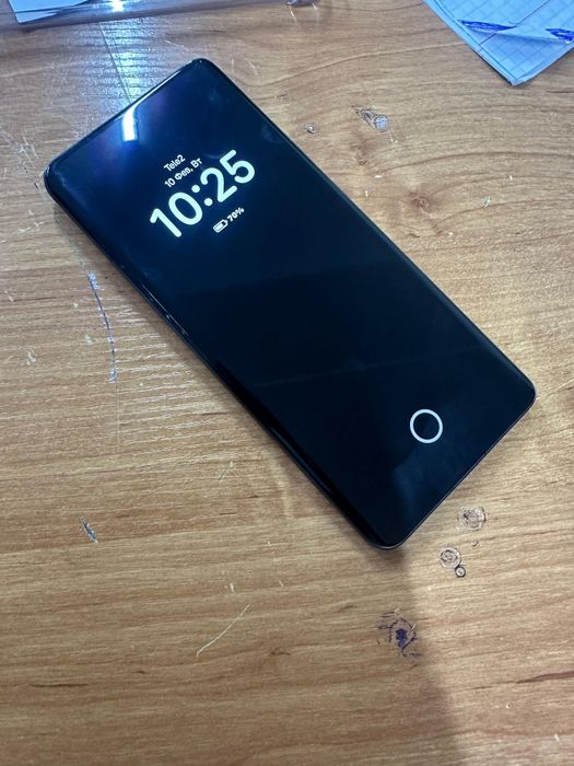 Xiaomi 12 12/256 как новый