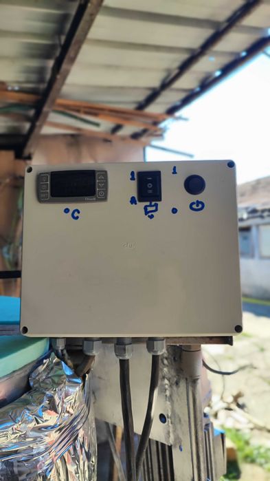 Машина за инвертиран сироп 280л за пчели