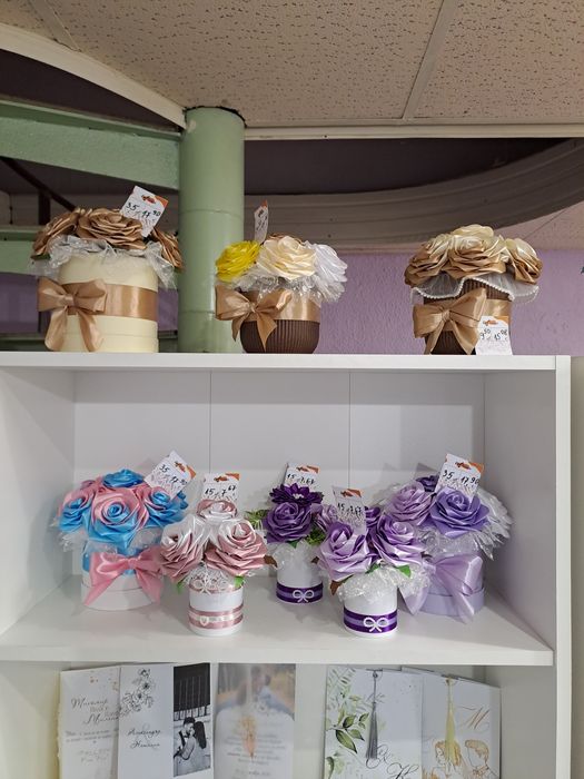 Ръчна изработка на цветя, картички, покани и др