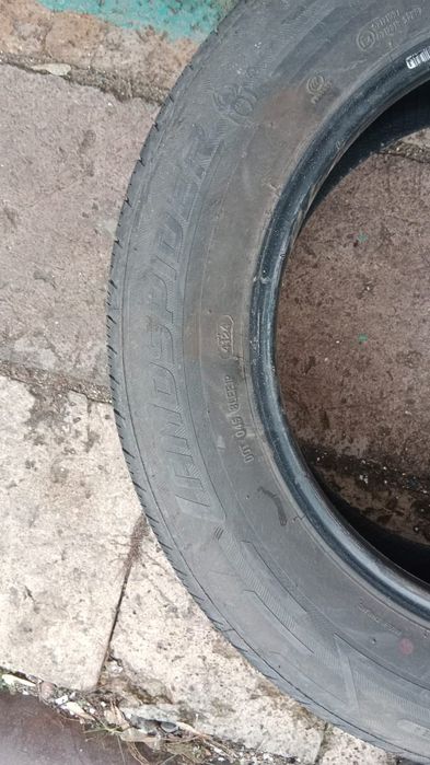 Продам резину летние почти новая