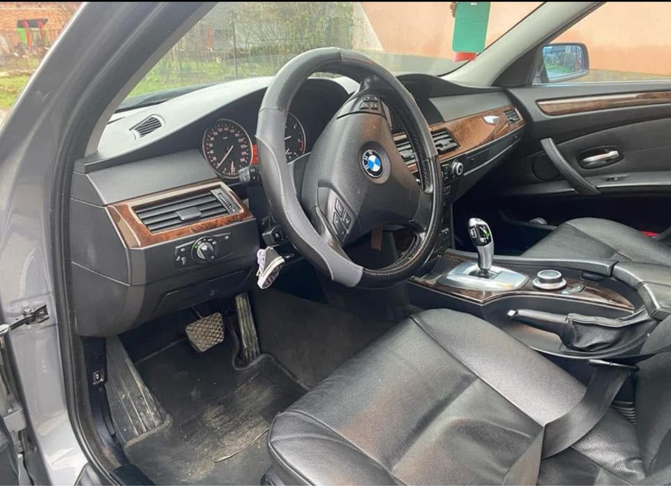 Vand BMW 530 D E60 din 2007 in stare foarte bună
