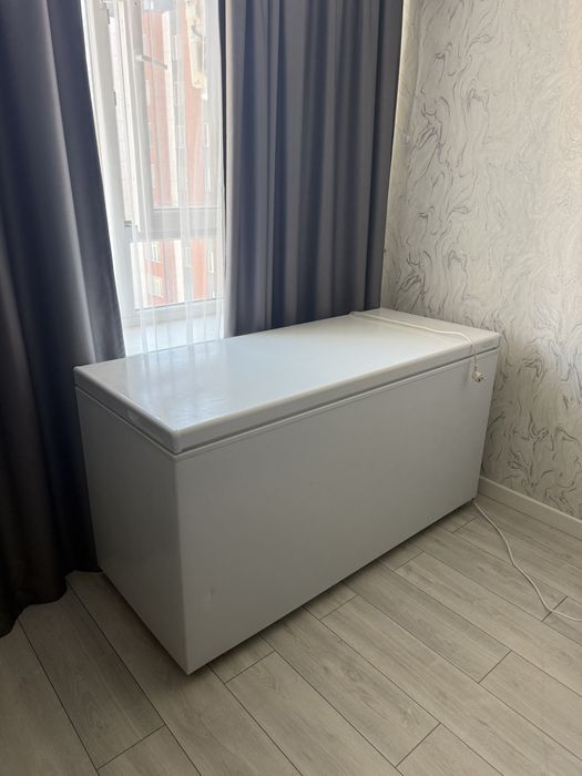 Продам морозильник