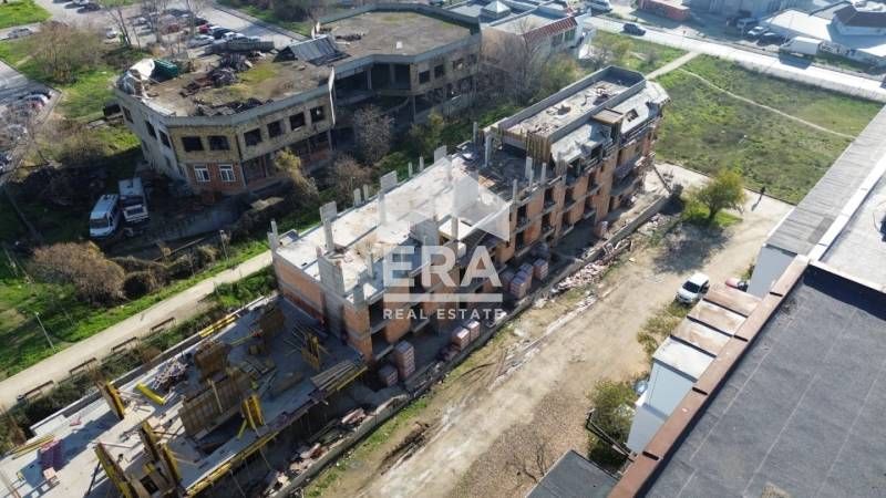 Двустаен ексклузивен апарамент за продажба, в новострояща се сграда, ж