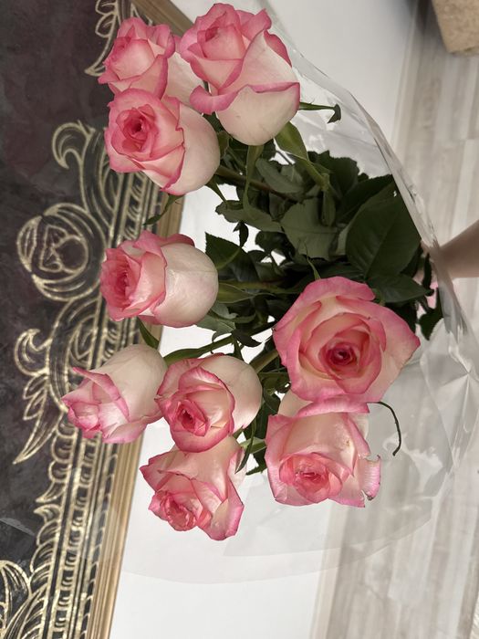 3 разные букета роз