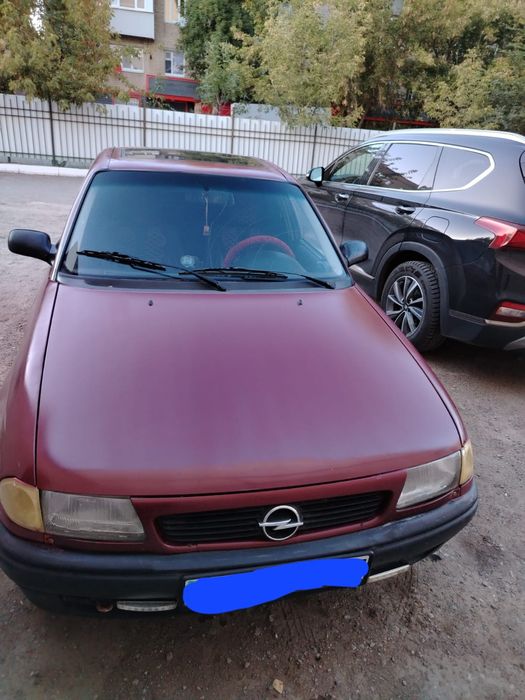Продам машину опел Астра
