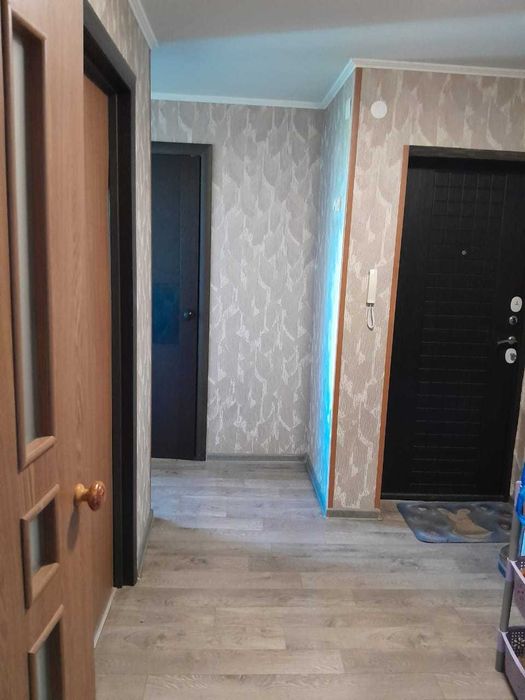 Продаю квартиру 21 микр