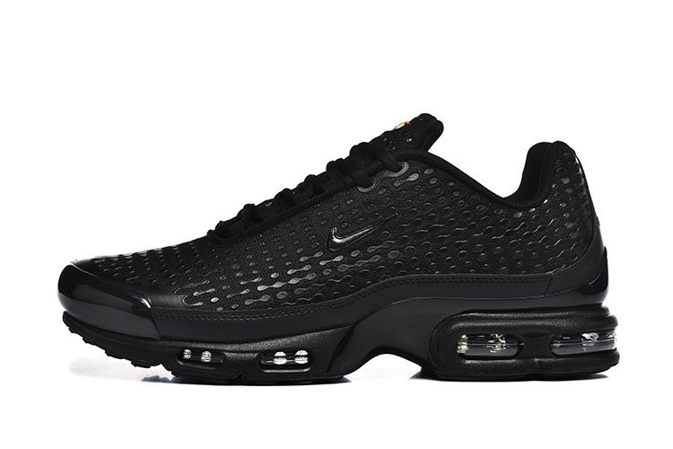 Нов модел мъжки маратонки Nike Air Max Plus VII black