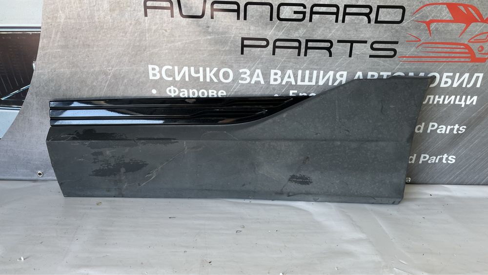 2 броя лява Странични лайстни Audi E-tron 2019-