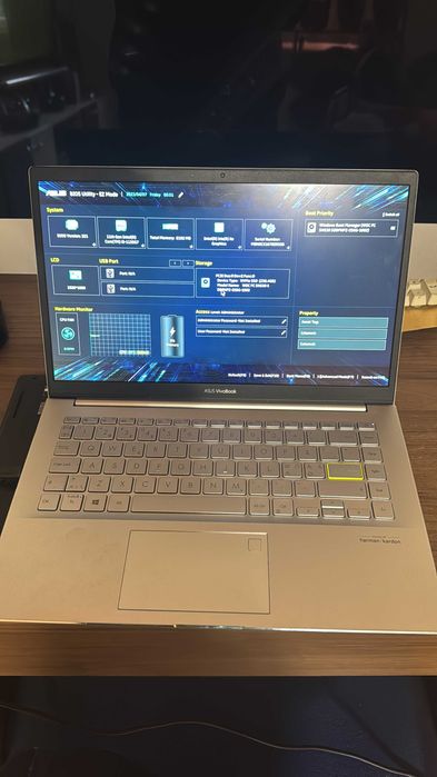 Laptop Asus Vivobook i5
