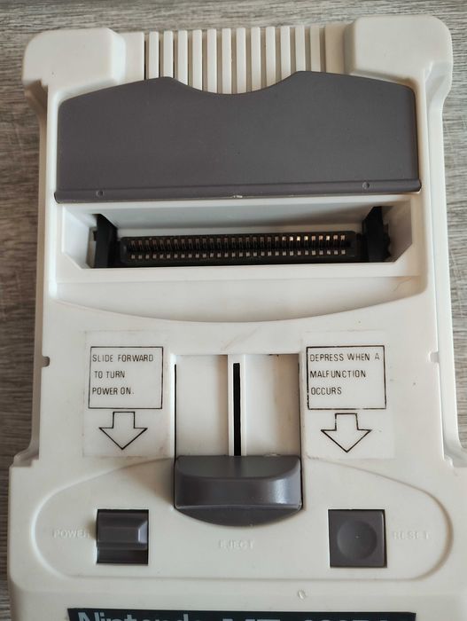 Nintendo MT-999DX игрова конзола