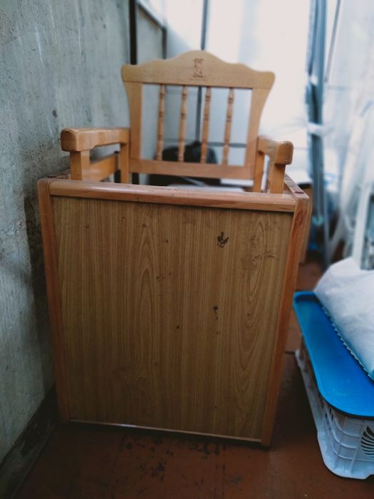 Стульчик для кормления