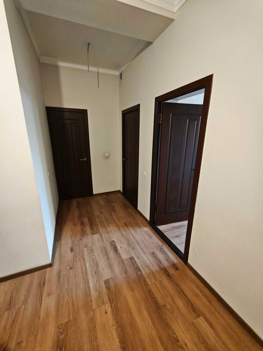 Uchqahramon G'ishtko'prikda hovli sotiladi