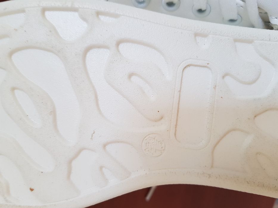 Продам новые кожанные кеды (репл. Alexander McQueen)