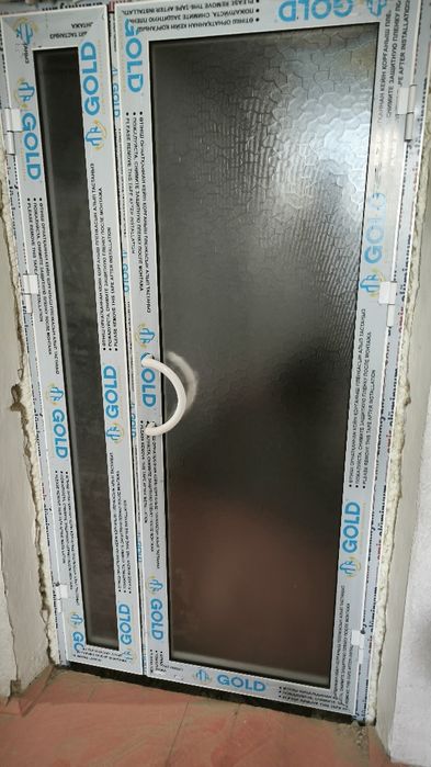 Двери входные. Межкомнатные