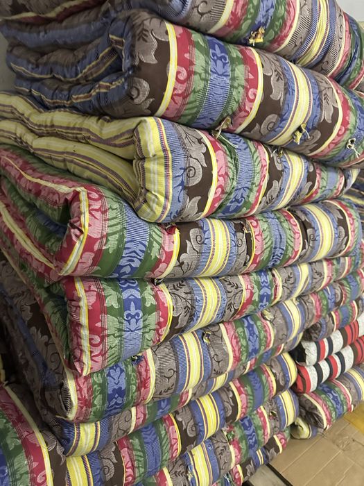 Матрасы корпеще одеяло подушки постельное белье