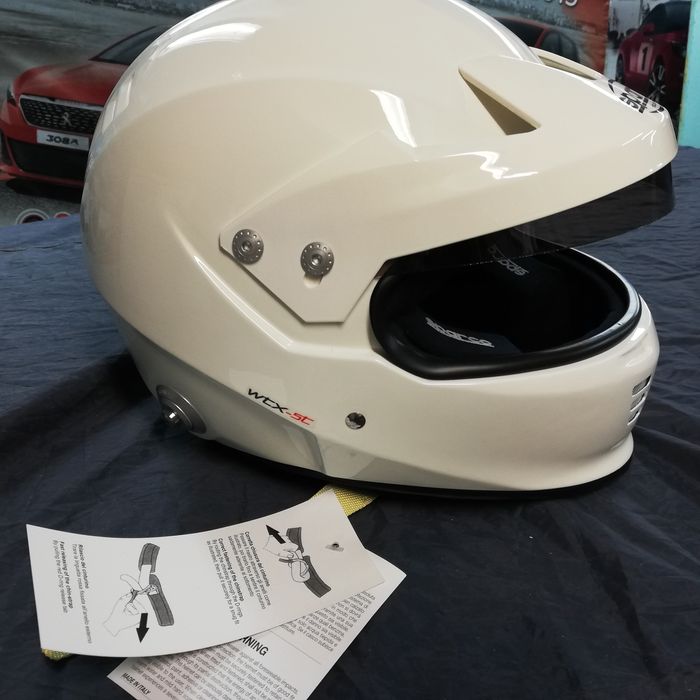 SPARCO , Каска за състезания 1 бр..