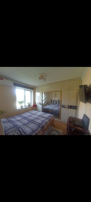 Срочно продаётся 2х комнатная квартира на первом этаж центр Райцентра