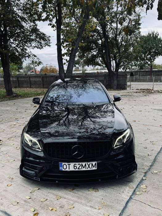 Mercedes E220d AMG 9g-Tronic