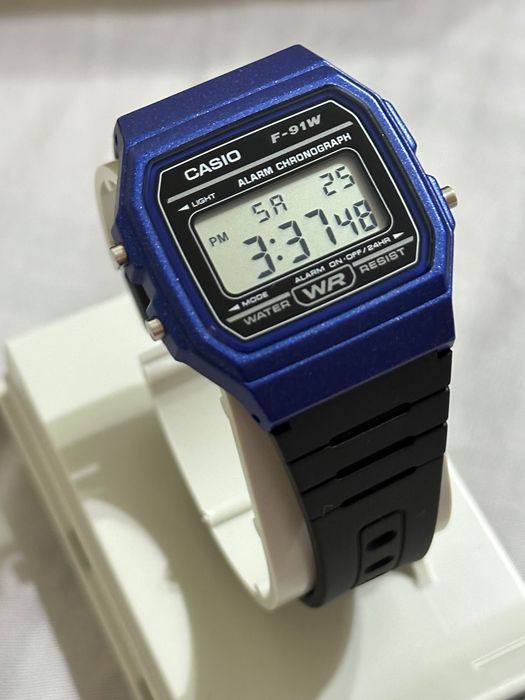 Наручные часы Casio