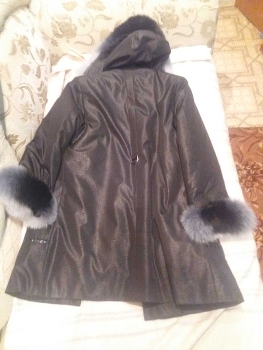 Продам женское пальто