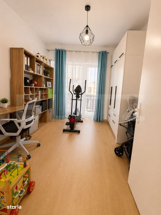 Apartament 3 camere, decomandat, 72.89 mp, la cheie, zona Centru, Camp