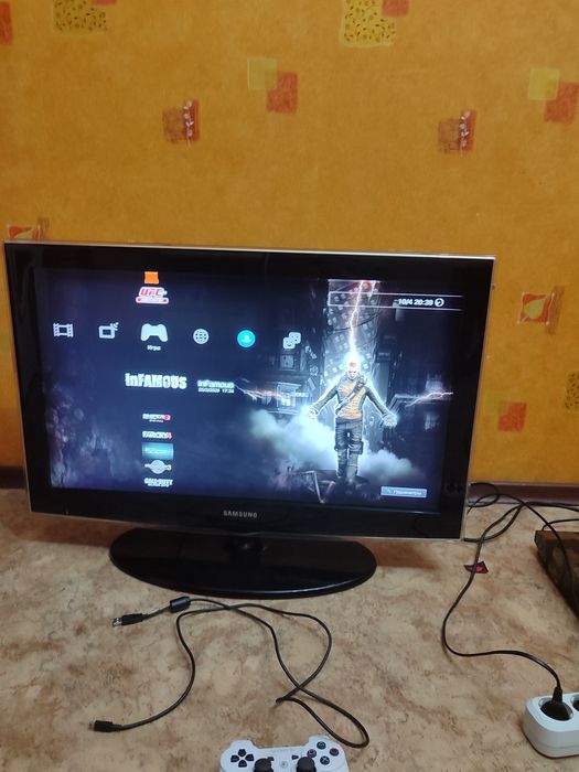 Продаю ps3 slim с hen и с магазином pkgi