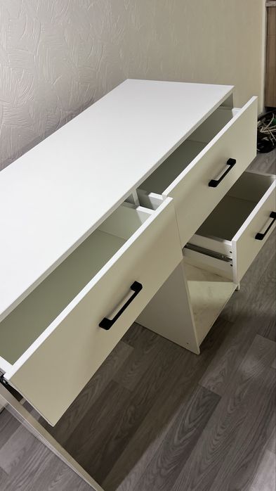 Стеллаж для вещей