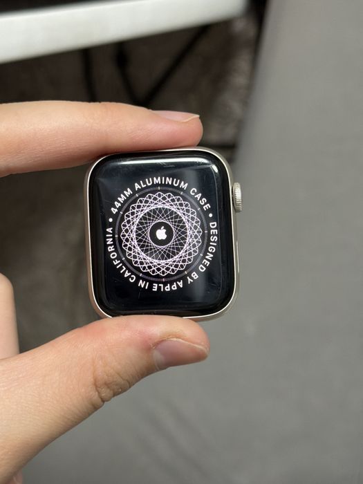 Apple watch SE, 44mm