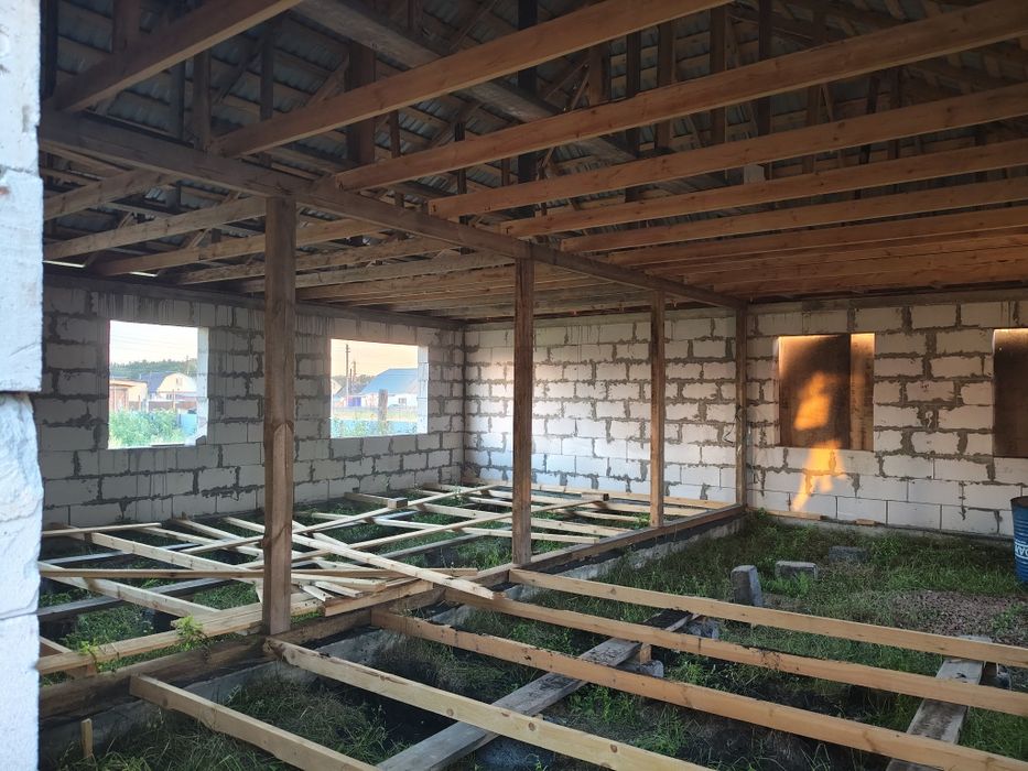 Продам дом  черновой