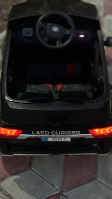 Детский электромобиль Land cruser