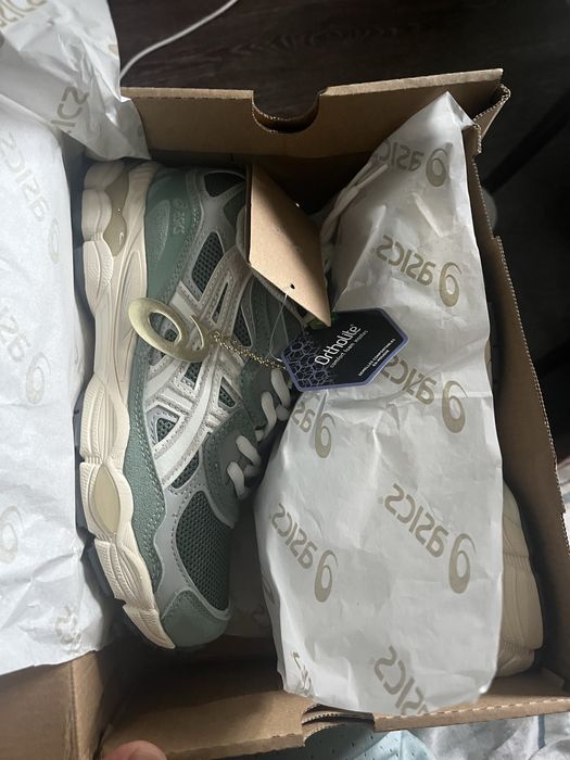 Кроссовки asics 39-40 размер