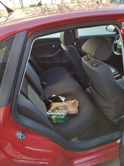 Vând Auto Seat Cordoba stare foarte bună.
