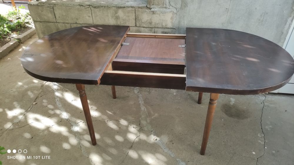 Разтегателна маса