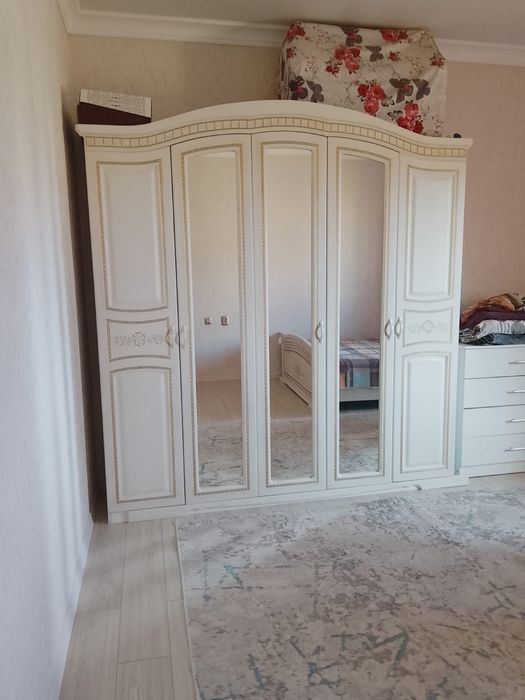 Двух спальный гарнитур