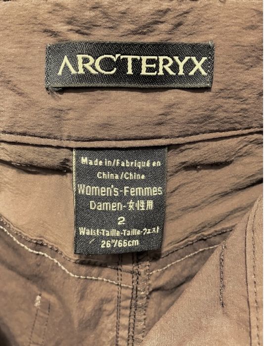 Pantaloni scurti Arcteryx dama