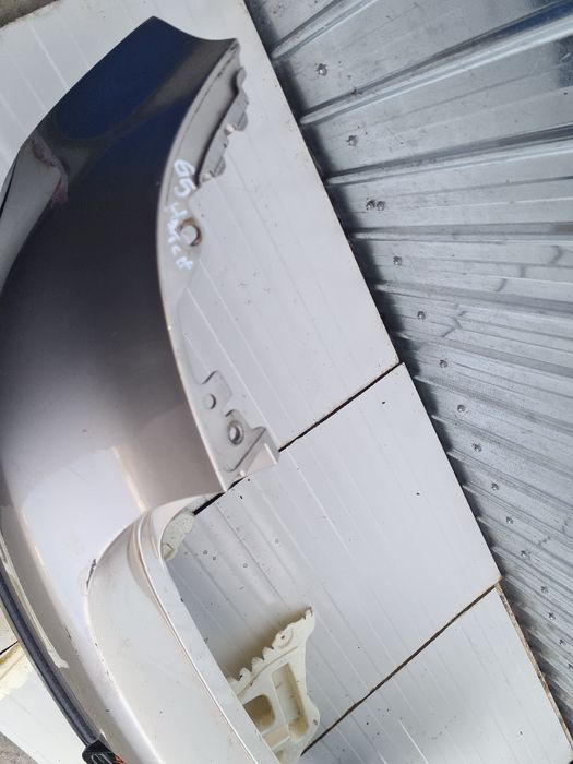 Bara spate vw golf 5 hatchback coupe