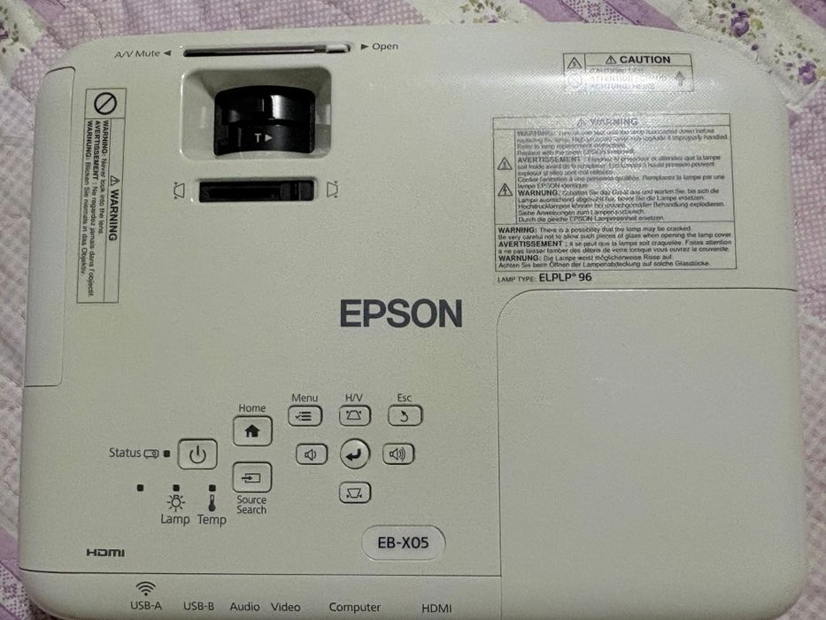 Проектор Epson хорошем состоянии