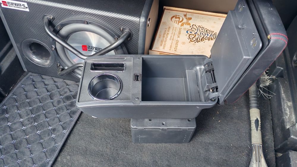 Продам подлакотник