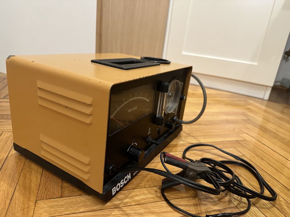 Bosch CO tester evacuare esapament emisii gaze noxe test