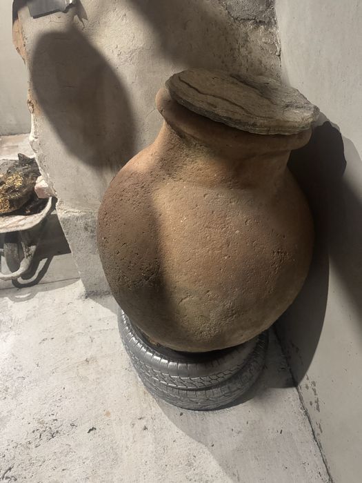 Връчва делва старинна в перфектно състояние