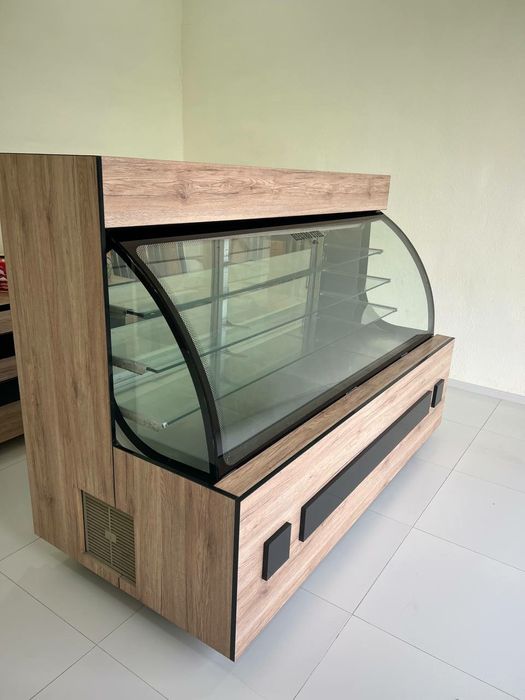 Холодильник витрина