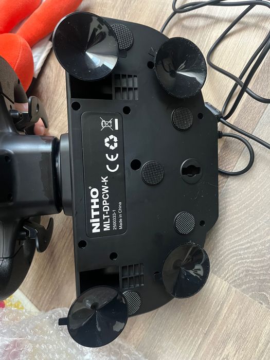 Volan Gaming Nitho Drive Pro v200 pt PC,PS4,PS5, Xbox, Nintendo Switch