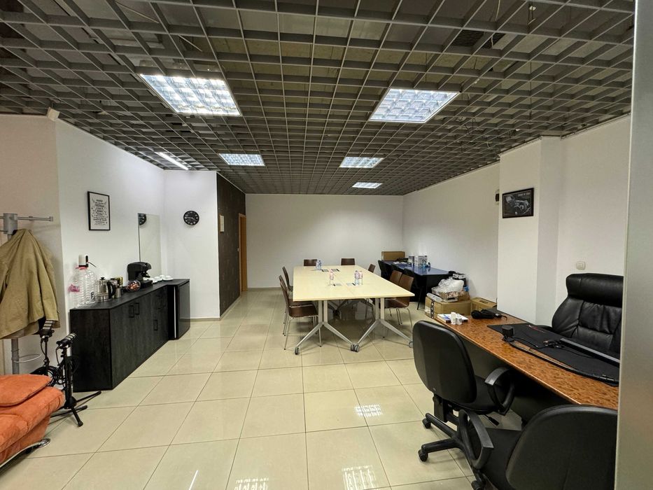Дава се под наем Офис в Пловдив, Център - 50 кв.м за 199.41 € - Снимка #1