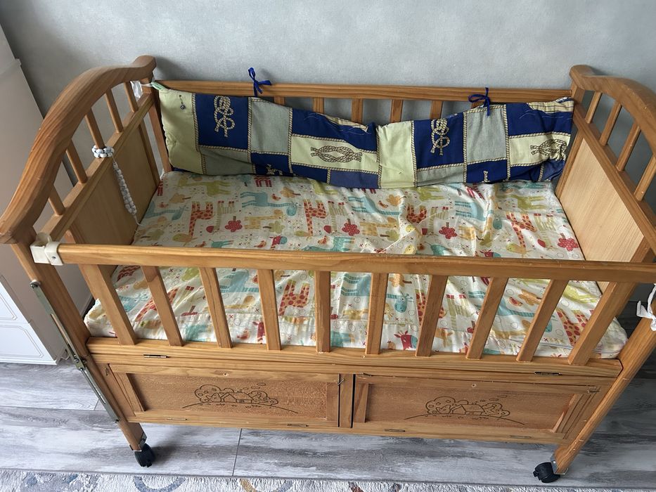 Продам детскую кровать