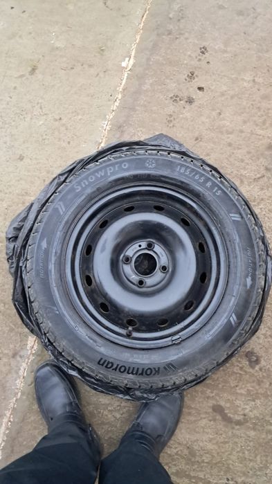 Anvelope IARNA KORMORAN, cu jante metalice 185 x 65 x R 15