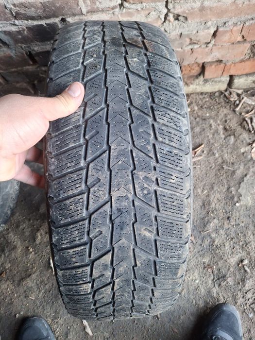 Продам шины липучки